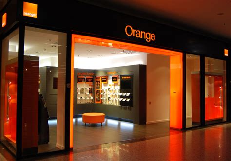 tienda orange sabinillas|Tienda Orange, Pl. San Luis, 2, teléfono +34 651 58 73 87